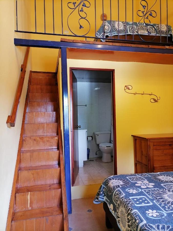 Hotel Del Parque Naolinco de Victoria Экстерьер фото