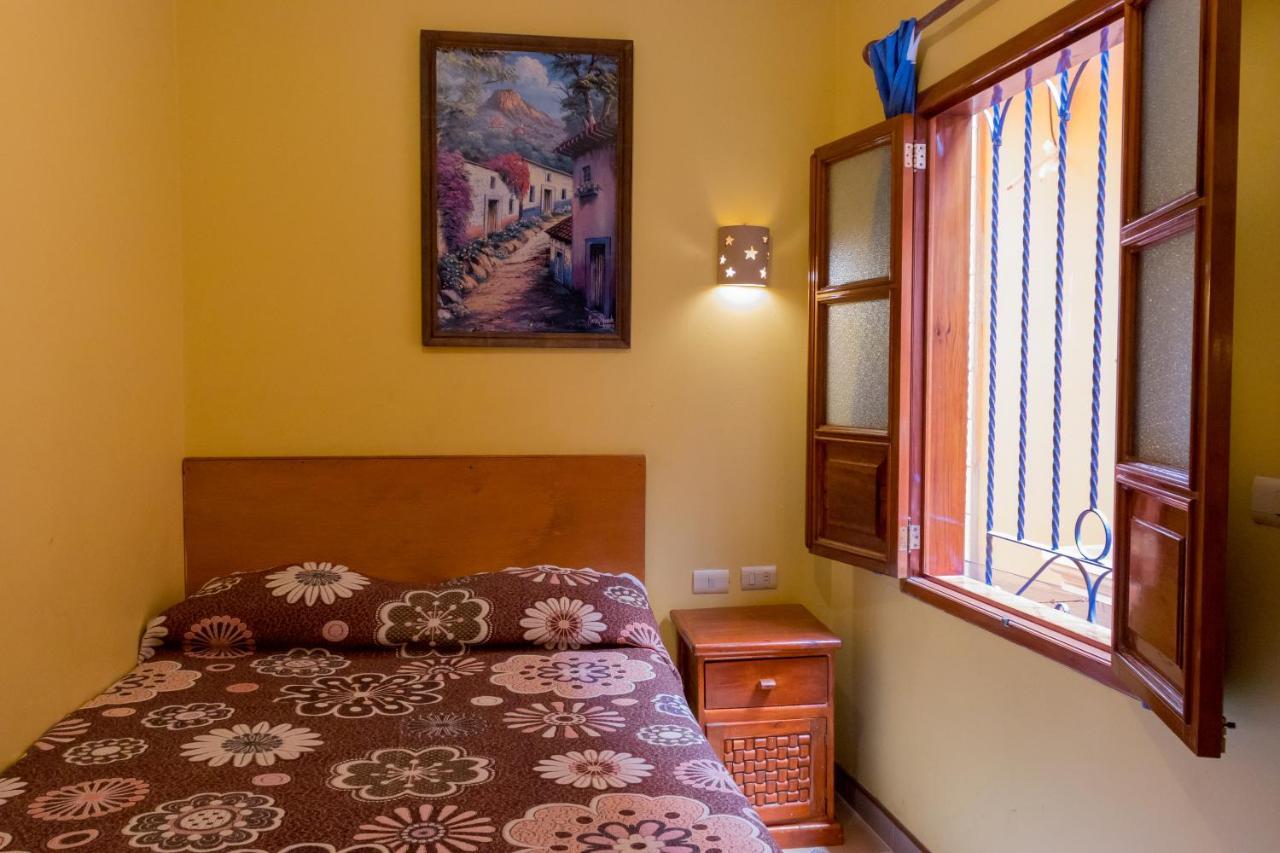 Hotel Del Parque Naolinco de Victoria Экстерьер фото